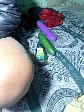 Priya Bong online show from 02/05/26, 03:13