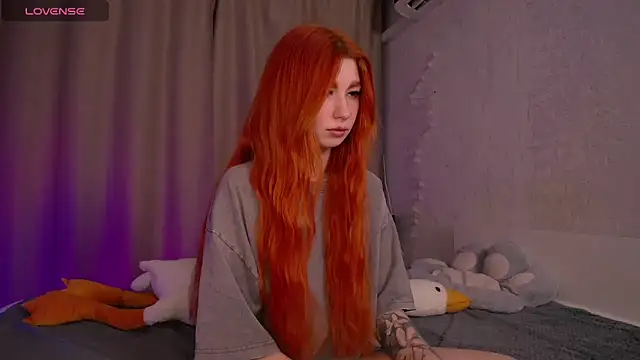 Snapshot of Evaa_Moonn_ chatting on 12/13/24, 02:05 Evaa Moonn  online show from 12/13/24, 02:05