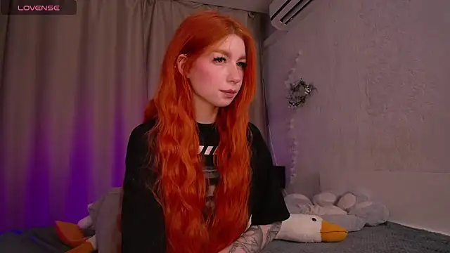 Snapshot of Evaa_Moonn_ chatting on 02/12/25, 08:06 Evaa Moonn  online show from 02/12/25, 08:06