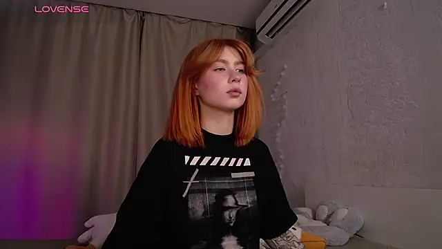 Evaa Moonn  online show from 11/10/25, 09:36