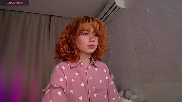 Evaa Moonn  online show from 11/17/25, 11:09