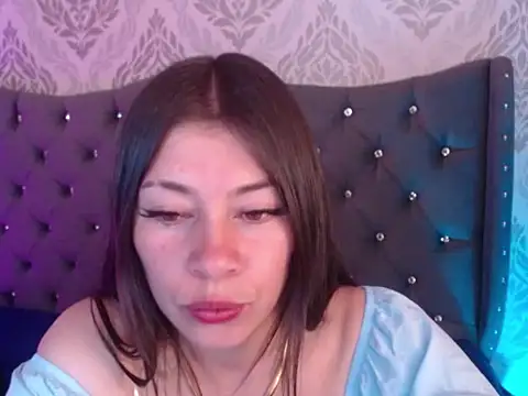 Snapshot of AnnaliOlsenX chatting on 09/20/25, 03:00 AnnaliOlsenX online show from 09/20/25, 03:00