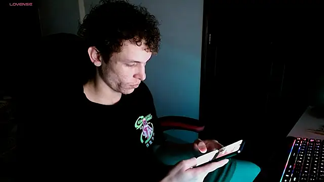 deividcloud36 online show from 05/10/26, 12:14