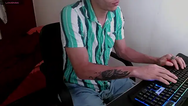 deividcloud36 online show from 03/17/25, 05:56