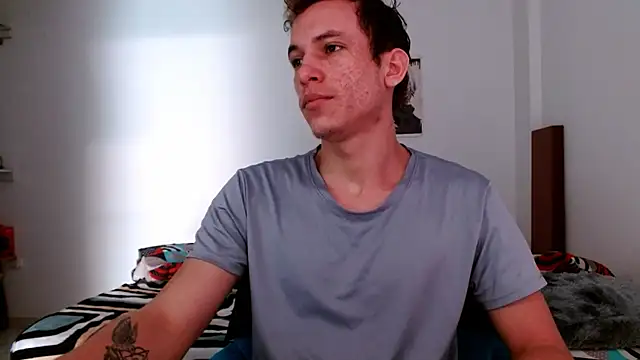 deividcloud36 online show from 10/25/25, 02:28