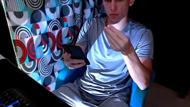 deividcloud36 online show from 11/28/25, 01:06