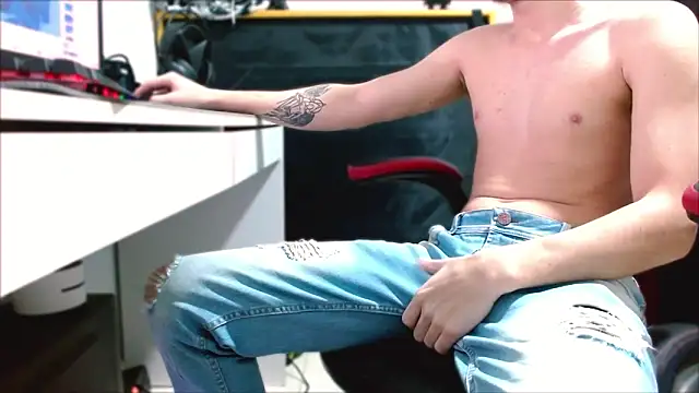 deividcloud36 online show from 03/01/26, 05:46