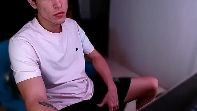 deividcloud36 online show from 11/13/25, 05:33