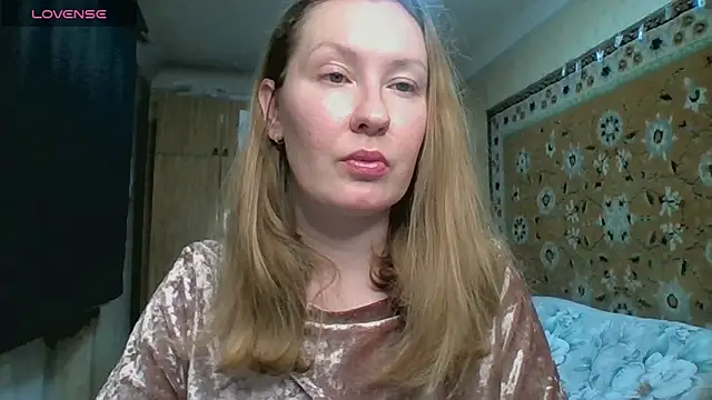 AnnaXLovers online show from 02/13/26, 01:44