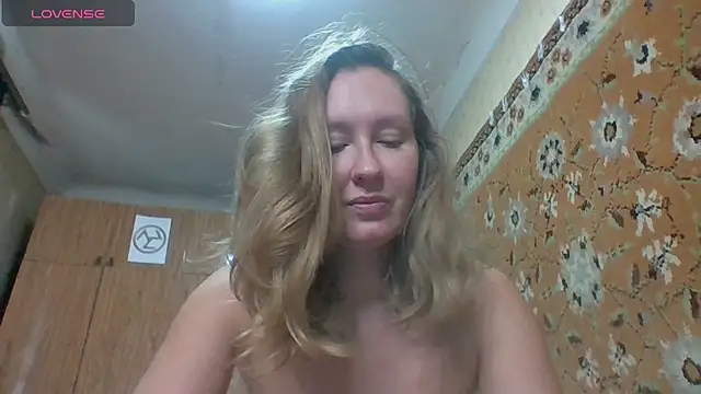 AnnaXLovers online show from 09/20/25, 08:41