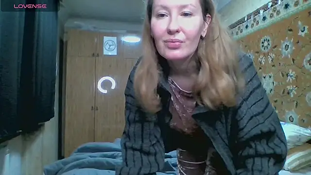 AnnaXLovers online show from 01/14/26, 10:08