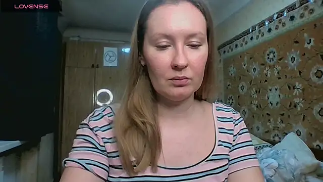 AnnaXLovers online show from 04/10/26, 08:10