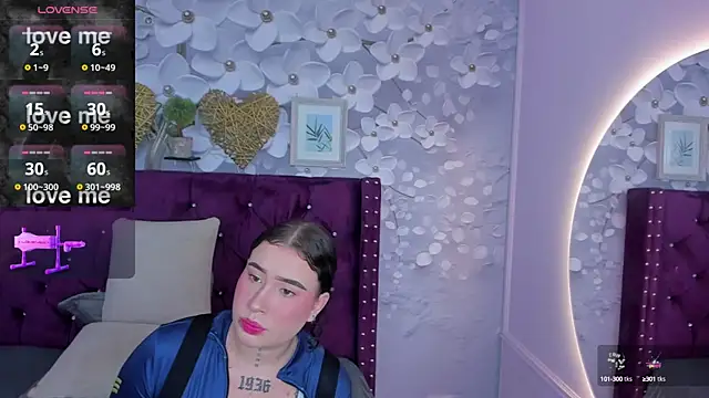 Snapshot of Danee_19_ chatting on 02/08/25, 12:17 Danee 19 online show from 02/08/25, 12:17