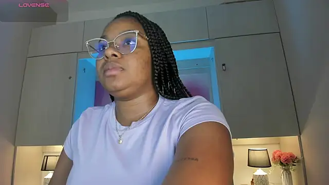 tamaraa smiith online show from 05/27/26, 07:54