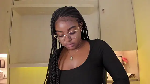 tamaraa smiith online show from 03/21/26, 07:40