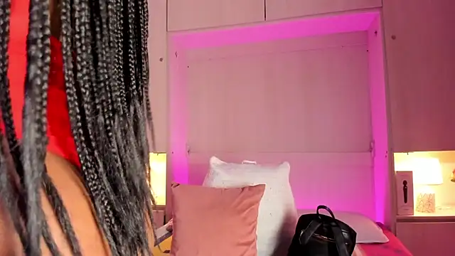 tamaraa smiith online show from 02/27/25, 11:50