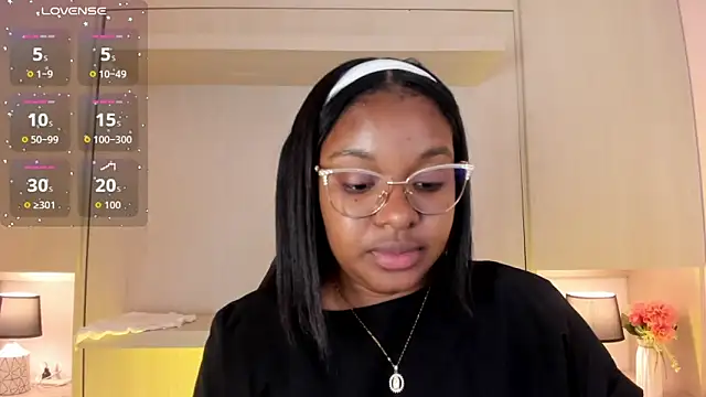 tamaraa smiith online show from 11/05/25, 07:39