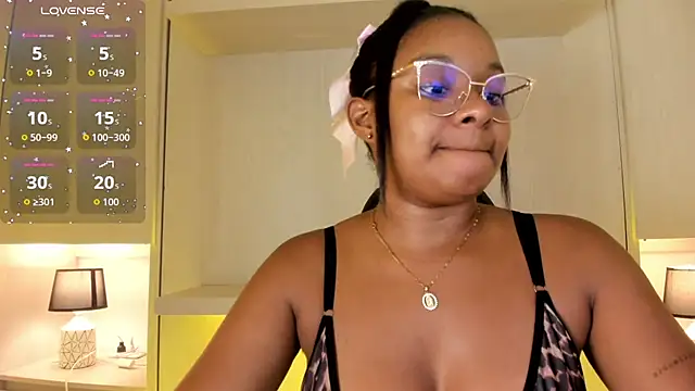 tamaraa smiith online show from 11/13/25, 07:40