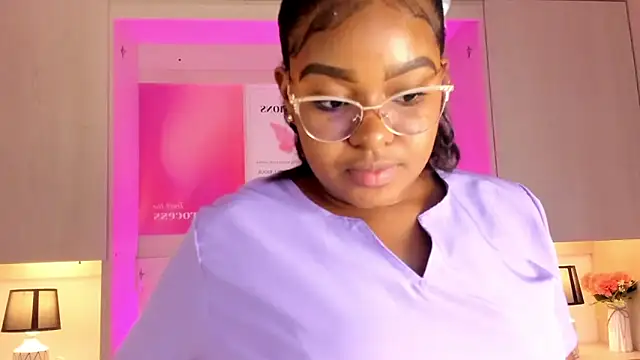 tamaraa smiith online show from 12/05/25, 07:34