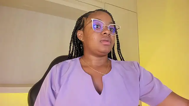 tamaraa smiith online show from 05/20/26, 07:44