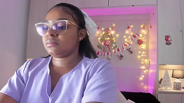 tamaraa smiith online show from 12/04/25, 08:41