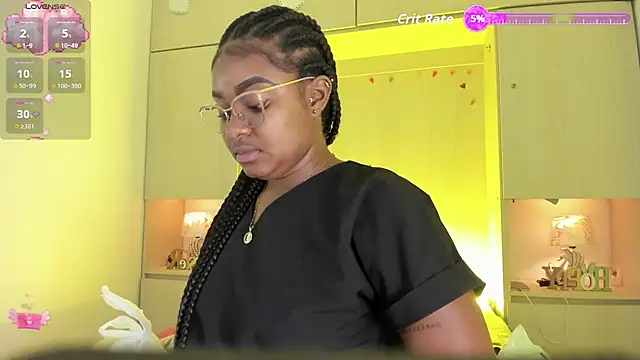 tamaraa smiith online show from 10/15/25, 07:44