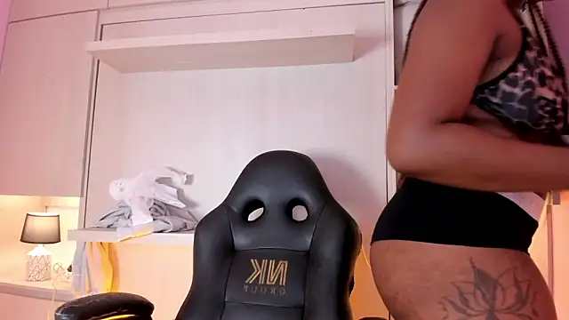 tamaraa smiith online show from 09/14/25, 12:38