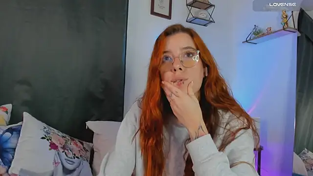 Snapshot of Manuela_monroe chatting on 09/27/25, 03:23 Manuela monroe online show from 09/27/25, 03:23