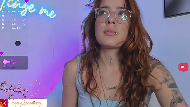Snapshot of Manuela_monroe chatting on 02/16/25, 09:48 Manuela monroe online show from 02/16/25, 09:48