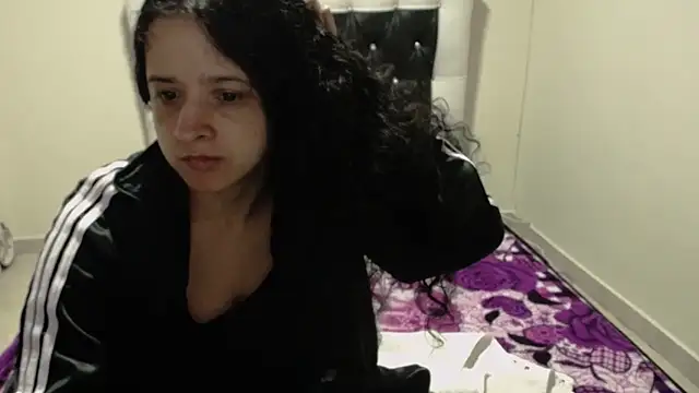 Katty Bones online show from 06/07/26, 07:24