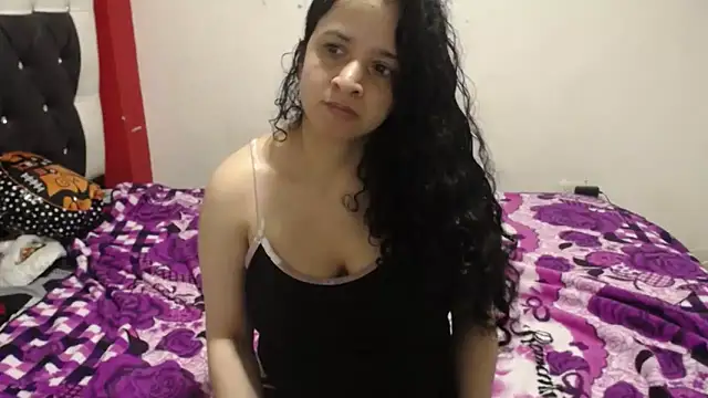 Katty Bones online show from 12/20/25, 04:37