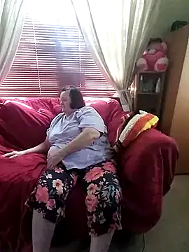 Bayou Woman68 online show from 04/12/26, 07:17