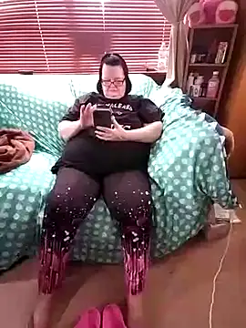 Bayou Woman68 online show from 07/13/26, 07:46