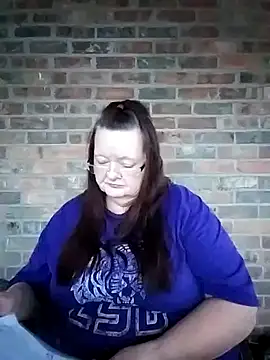 Bayou Woman68 online show from 11/23/25, 11:04