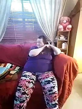 Bayou Woman68 online show from 11/30/25, 03:57