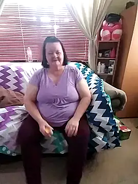 Bayou Woman68 online show from 07/25/26, 08:26