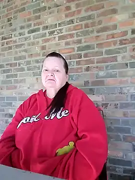 Bayou Woman68 online show from 11/04/25, 04:11