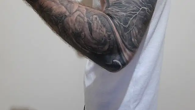 Snapshot of Kenner_fox77 chatting on 02/27/25, 01:52 Kenner fox77 online show from 02/27/25, 01:52