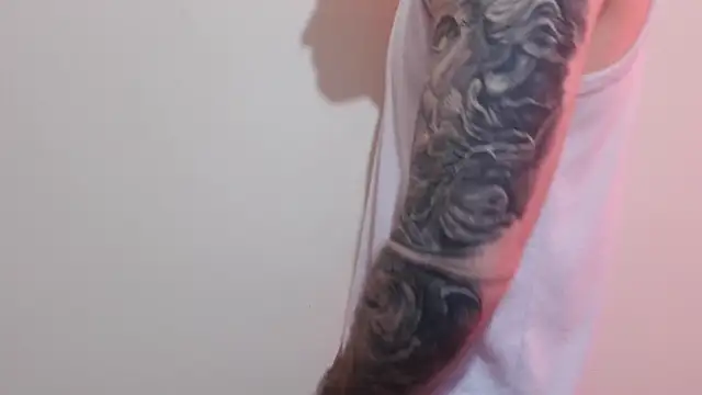 Snapshot of Kenner_fox77 chatting on 02/14/25, 07:12 Kenner fox77 online show from 02/14/25, 07:12