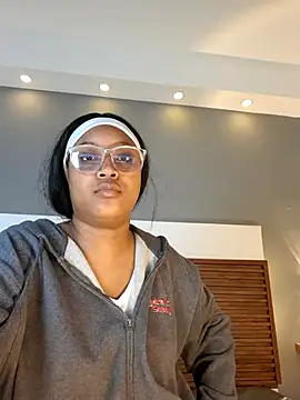 Adelehottman online show from 10/15/25, 12:02