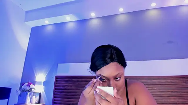 Snapshot of Adelehottman chatting on 12/23/25, 02:00 Adelehottman online show from 12/23/25, 02:00