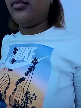 Snapshot of Adelehottman chatting on 01/31/26, 09:13 Adelehottman online show from 01/31/26, 09:13