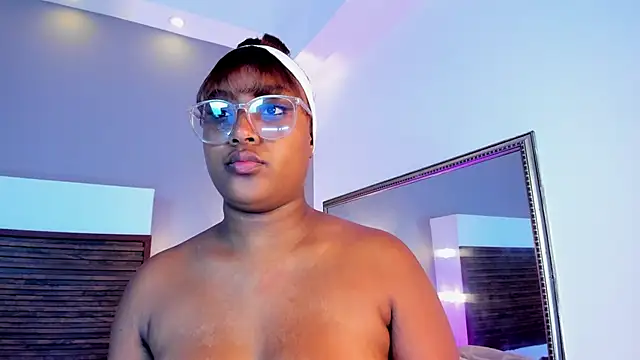 Snapshot of Adelehottman chatting on 02/08/26, 03:10 Adelehottman online show from 02/08/26, 03:10