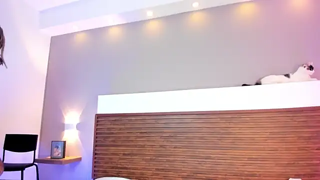 Snapshot of Adelehottman chatting on 02/27/26, 12:27 Adelehottman online show from 02/27/26, 12:27