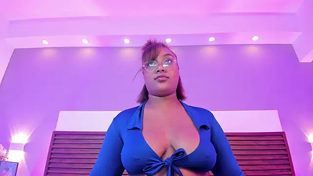 Adelehottman online show from 04/03/26, 01:34