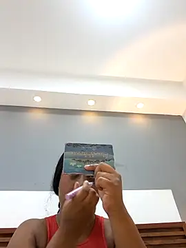 Snapshot of Adelehottman chatting on 12/16/25, 12:09 Adelehottman online show from 12/16/25, 12:09