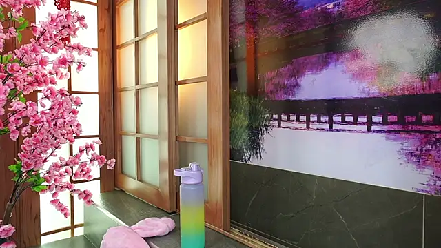 Snapshot of miss_lizith chatting on 10/07/25, 11:22 miss lizith online show from 10/07/25, 11:22