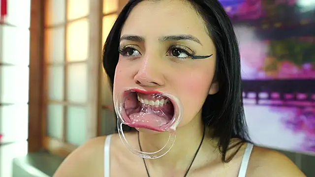 Snapshot of miss_lizith chatting on 11/20/25, 11:11 miss lizith online show from 11/20/25, 11:11