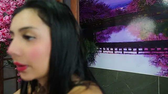 Snapshot of miss_lizith chatting on 10/18/25, 11:01 miss lizith online show from 10/18/25, 11:01