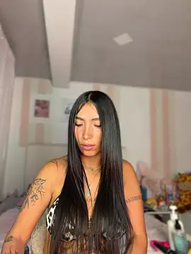 Snapshot of Milena-1 chatting on 07/15/26, 11:17 Milena-1 online show from 07/15/26, 11:17